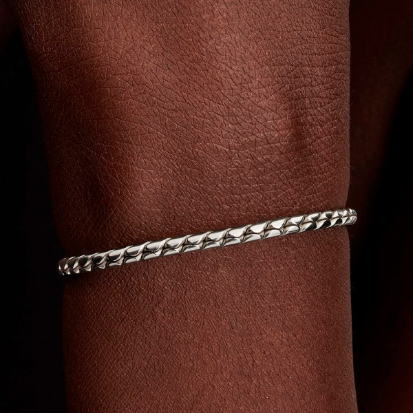 pulsera-de-cadena-alada-y-cierre-redondo-plata-de-primera-ley-594028c00