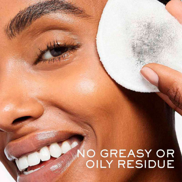 melter-mask-mascara-mit-intensivem-lifting-effekt-und-lang-anhaltender-definition