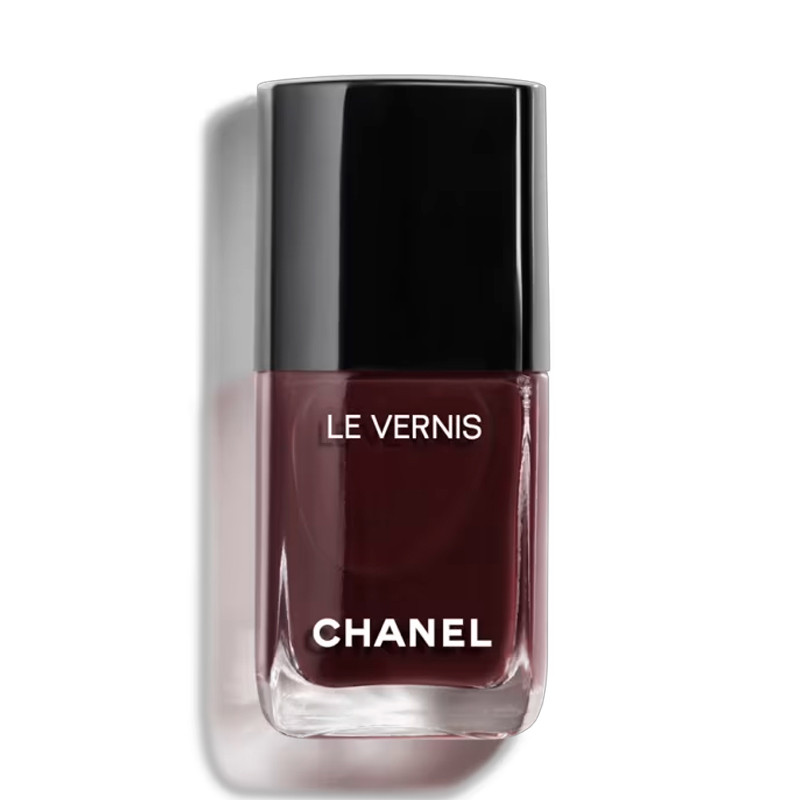 le-vernis-colore-e-brillantezza-a-lunga-durata