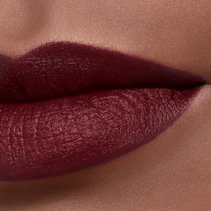 rouge-allure-velvet-rouge-noir-the-luminous-velvet-lipstick