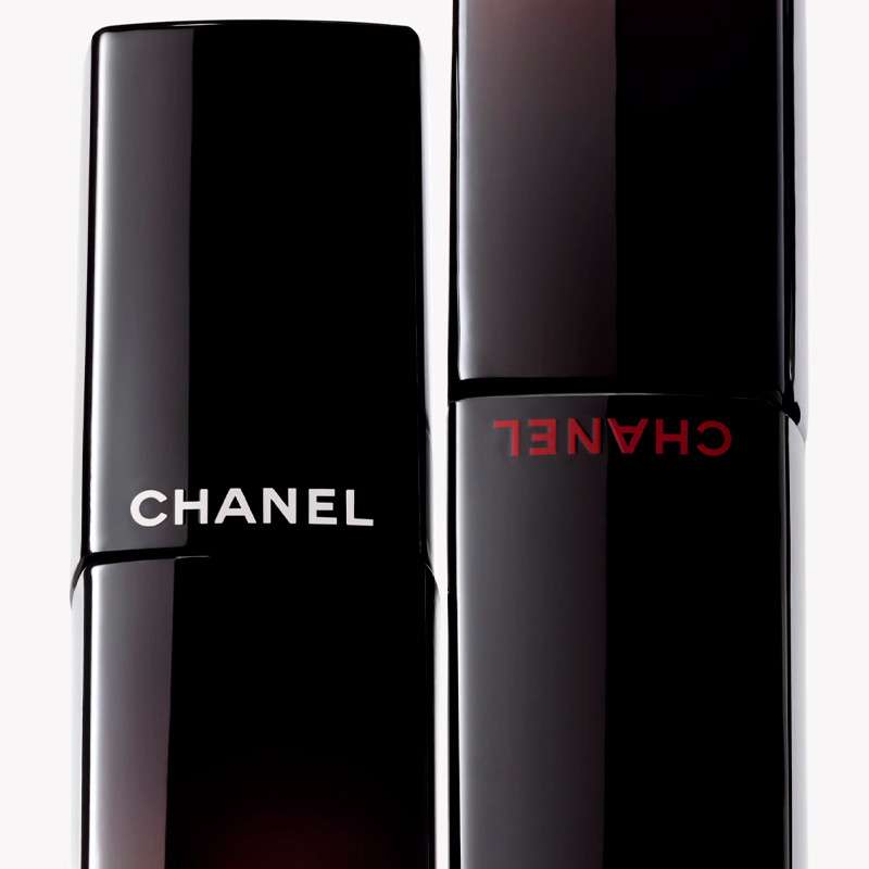 rouge-allure-laque-batom-liquido-de-longa-duracao-e-brilho-intenso