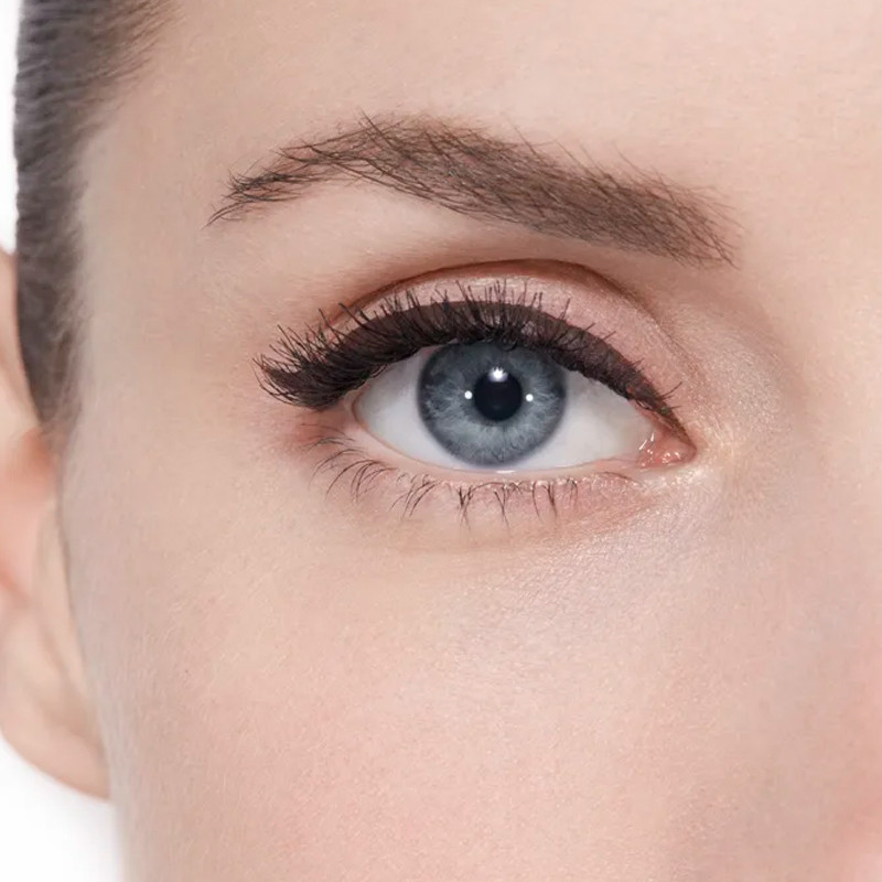 le-liner-de-chanel-eyeliner-liquido-de-alta-precisao-longa-duracao-e-a-prova-d-agua