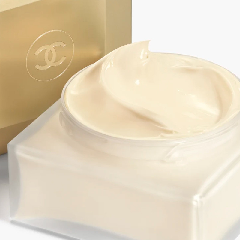 gabrielle-chanel-crema-iluminadora-para-el-cuerpo