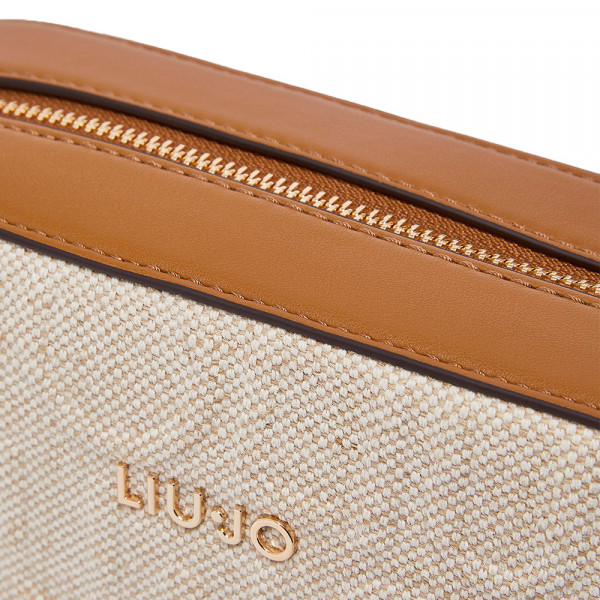 medium-jute-shoulder-bag