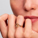 anello-piccolo-a-forma-di-cuore-organico-164361c00