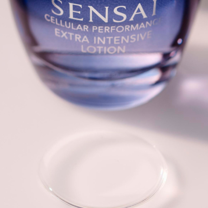 Sensai Cellular Performance Extra Intensive Lotion Locion Hidratante - Revitalizante – imagen 2