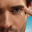 force-supreme-eye-reshaper-creme-antirrugas-e-lifting-para-a-area-dos-olhos-para-homens