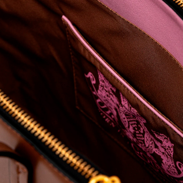 sac-a-provisions-lucy