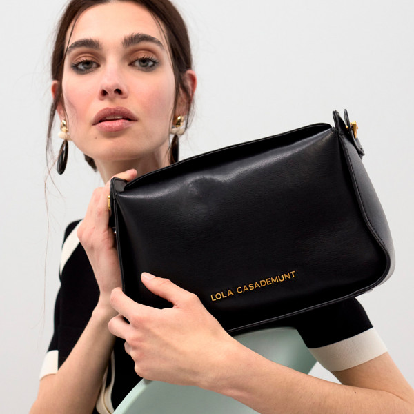 mini-bolsa-de-ombro-com-alca-de-no