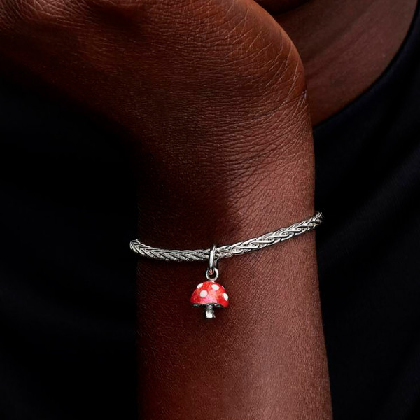 glow-in-the-dark-mushroom-pendant-charm