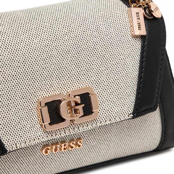 karnilla-flap-shoulder-bag