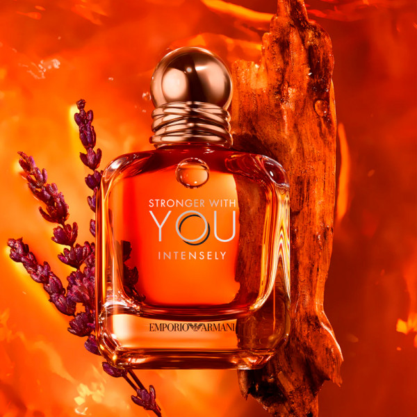 stronger-with-you-intensely-eau-de-parfum-estuche