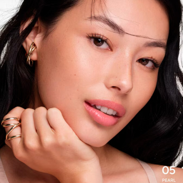 terracota-joli-teint-soin-couleur-pour-une-belle-peau-un-effet-visage-frais-et-sain