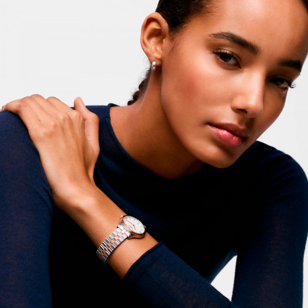 reloj-analogico-con-brazalete-de-acero-y-esfera-de-nacar-epic-icon