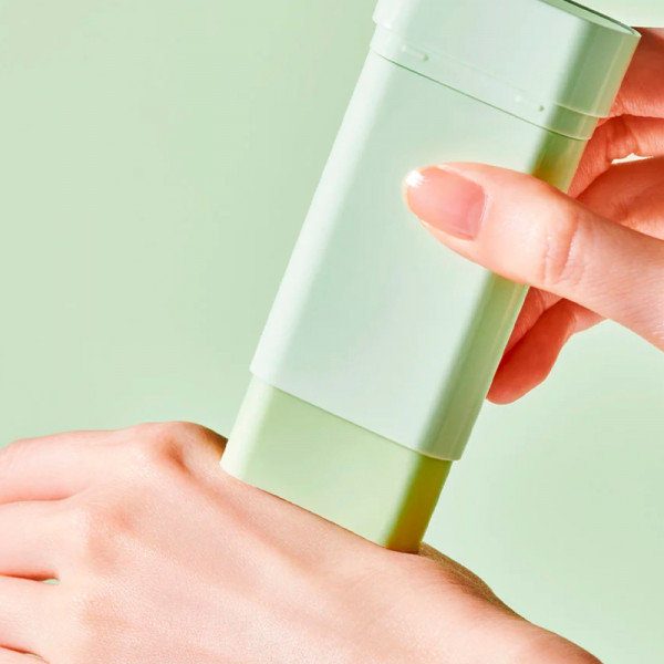 cica-cooling-sun-stick-spf50-solskyddsmedelsstift