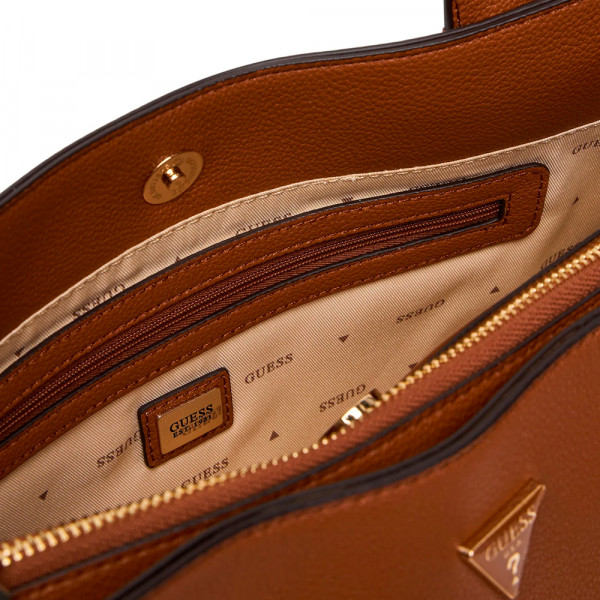 evie-girlfriend-carryall-bag