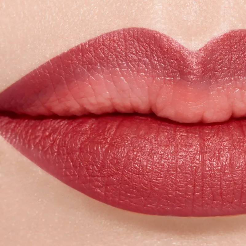 le-crayon-levres-crayon-a-levres-longue-tenue