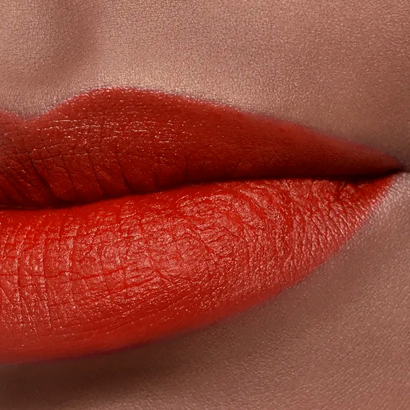 rouge-allure-velvet-limited-edition-the-luminous-velvet-lipstick