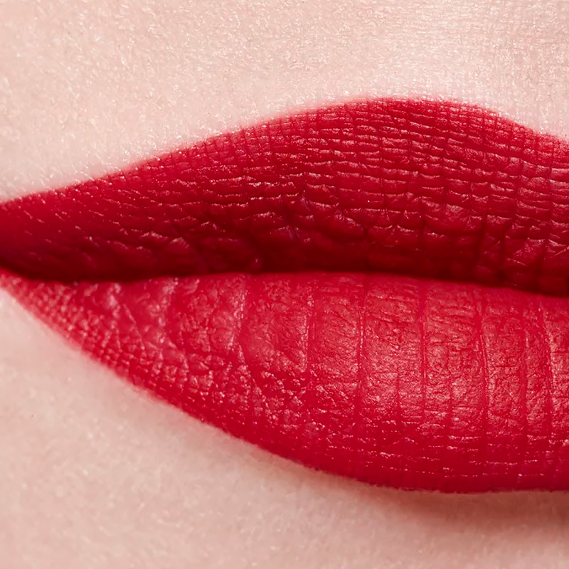 rouge-allure-velvet-limited-edition-the-luminous-velvet-lipstick