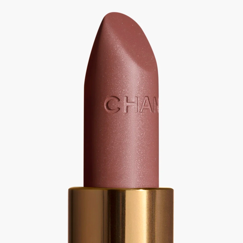 rouge-coco-long-lasting-satin-lipstick-moisturizing-and-smoothing-treatment