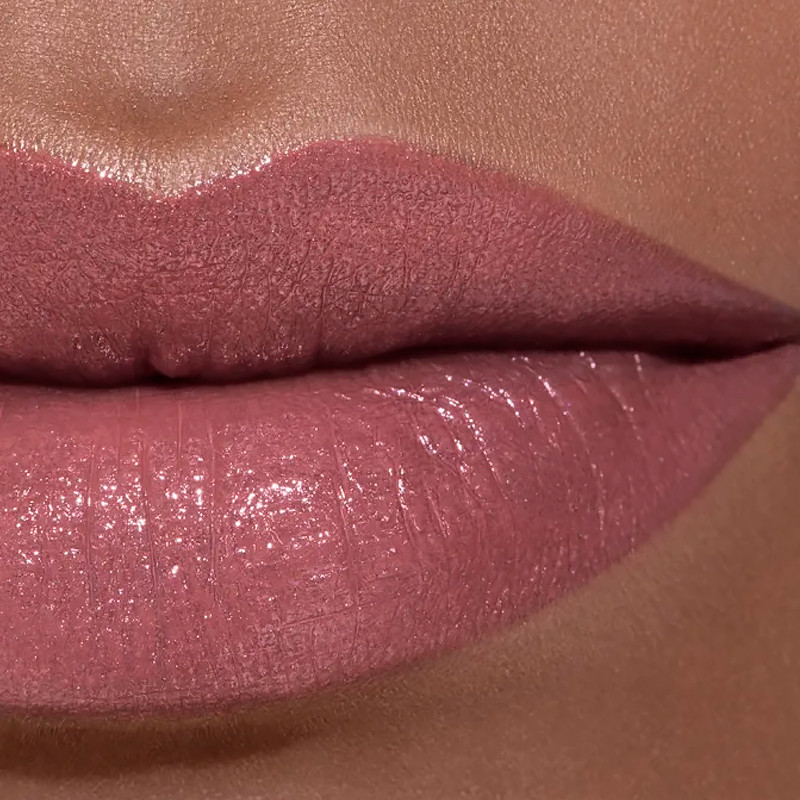 rouge-coco-long-lasting-satin-lipstick-moisturizing-and-smoothing-treatment