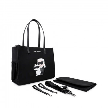 bolso-cambiador-para-bebe-con-estampado-de-la-marca