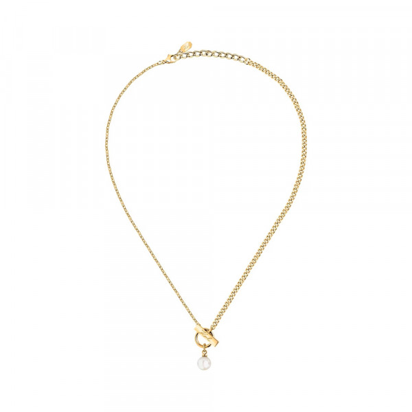 necklace-with-pearl-pendant