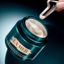 creme-noturno-rejuvenescedor-para-a-area-dos-olhos-tratamento-de-contorno-ocular-de-microprecisao