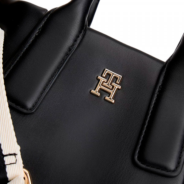 bolsa-tote-essencial-com-logotipo-metalico