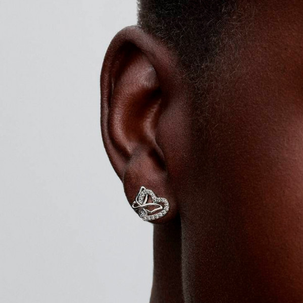 boucles-d-oreilles-puces-en-forme-de-coeur-et-de-papillon-entrelaces-294476c01