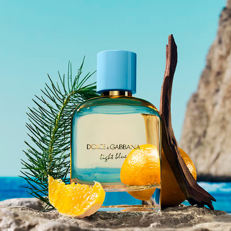 Dolce & Gabbana Light Blue, Eau de Parfum, fragancia fresca y ligera, botella de 50 ml – imagen 2