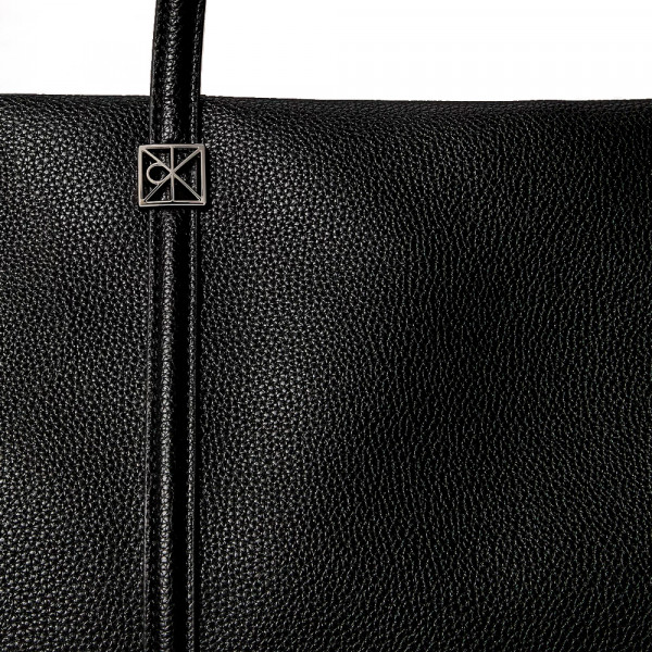 pebble-grain-tote-bag