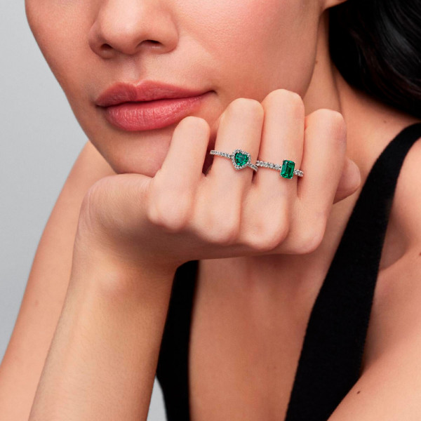 bright-green-rectangular-halo-ring-194506c01