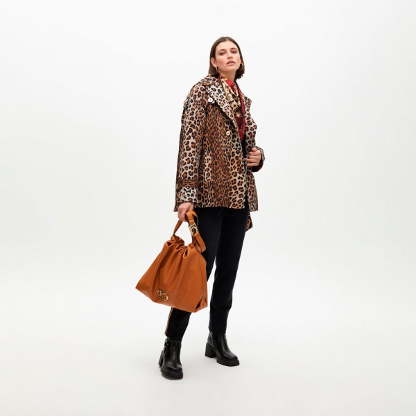 faux-leather-shopper-bag-with-oval-lc-logo