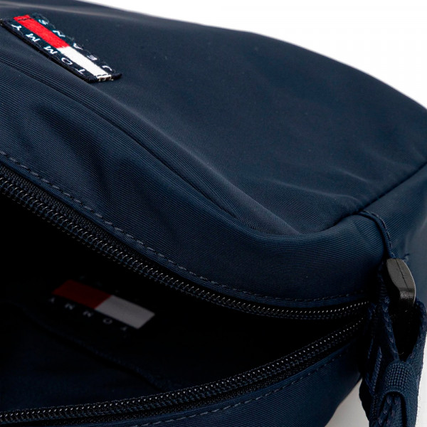 borsa-essenziale-per-la-fotocamera-da-usare-tutti-i-giorni