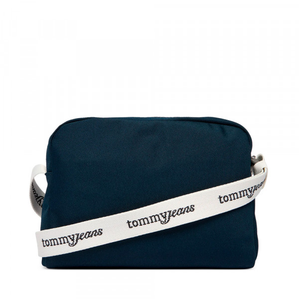 essentielle-schultertasche-mit-aufschrift