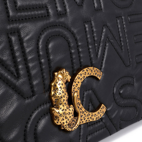 schultertasche-mit-logostickerei