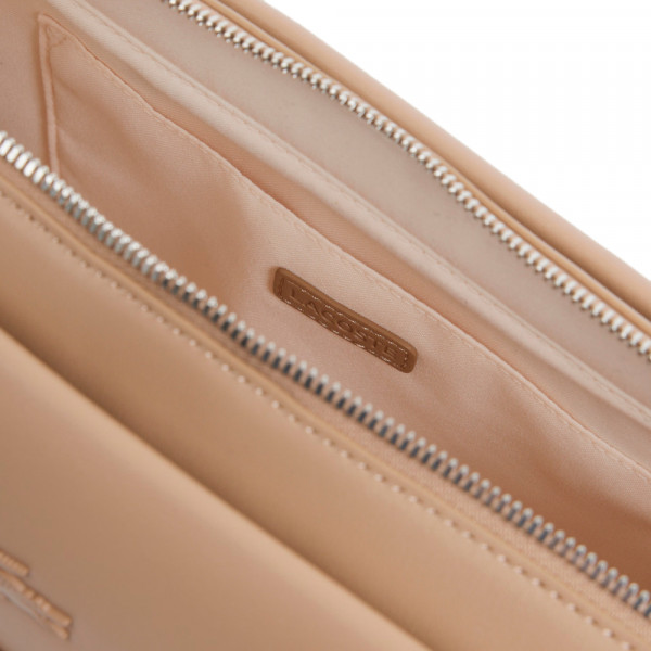 celys-mittelgrosse-henkeltasche