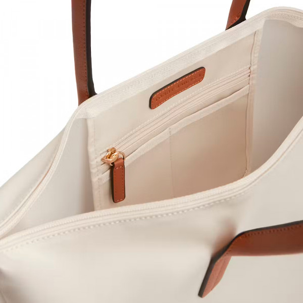 bolso-tote-con-monograma-th