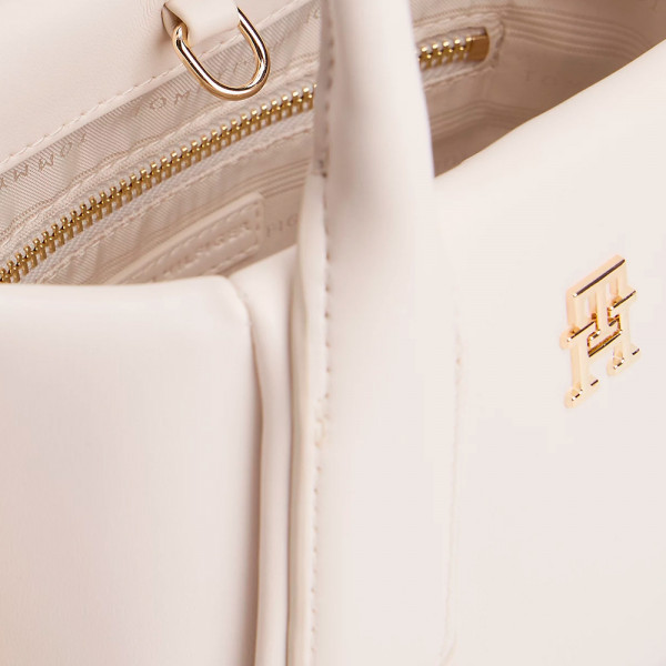 bolso-tote-essential-con-logo-metalizado