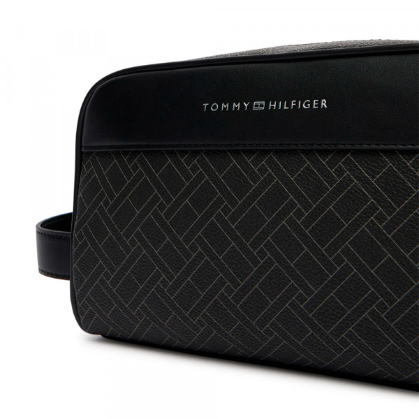 kulturbeutel-mit-flaggenmonogramm