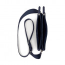 landyn-mittlere-umhangetasche-aus-nylon
