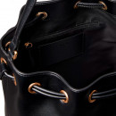 sac-a-dos-avec-logo-monogramme-grave