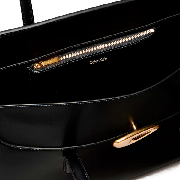 tote-bag-with-top-flap