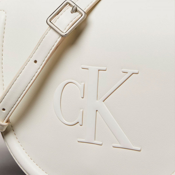 sacoche-de-selle-avec-monogramme-grave