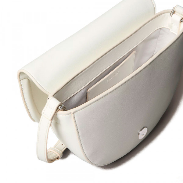 bolsa-de-sela-com-monograma-gravado