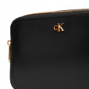 sac-a-bandouliere-avec-logo-monogramme