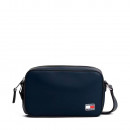 handtasche-mit-logo-abzeichen