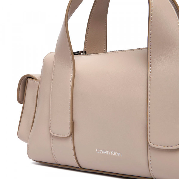 sac-a-main-bandouliere-convertible-en-jacquard