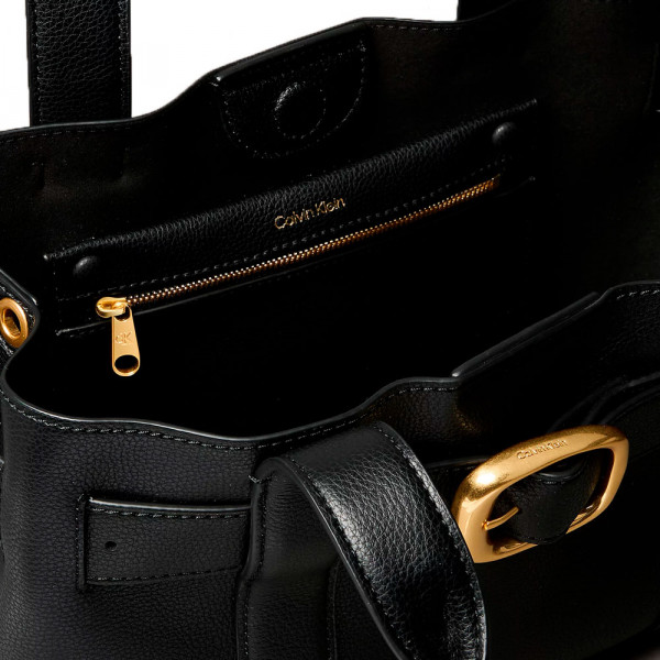 bolso-tote-pequeno-con-cinturon